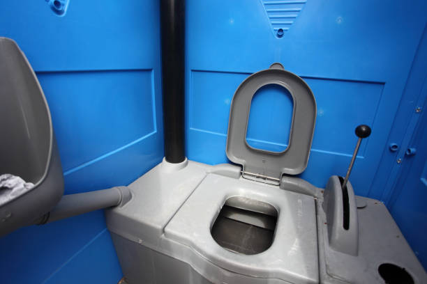 Best Porta potty delivery and setup  in Pompton Plains, NJ
