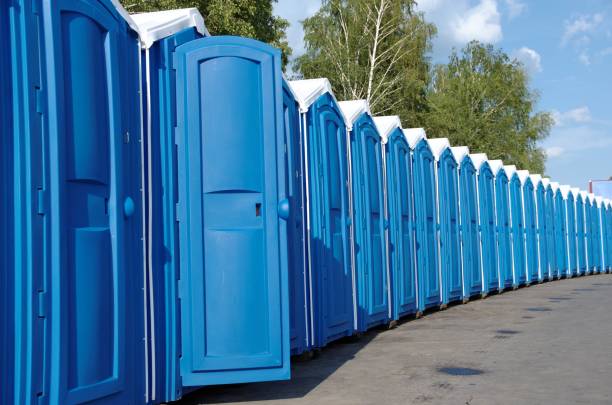 Best Porta potty rental near me  in Pompton Plains, NJ
